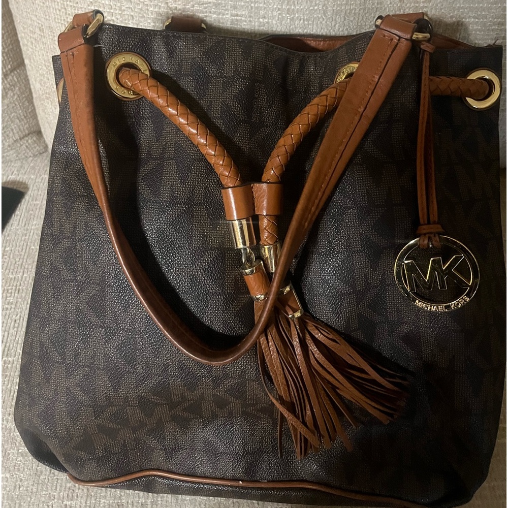Michael Kors 45$